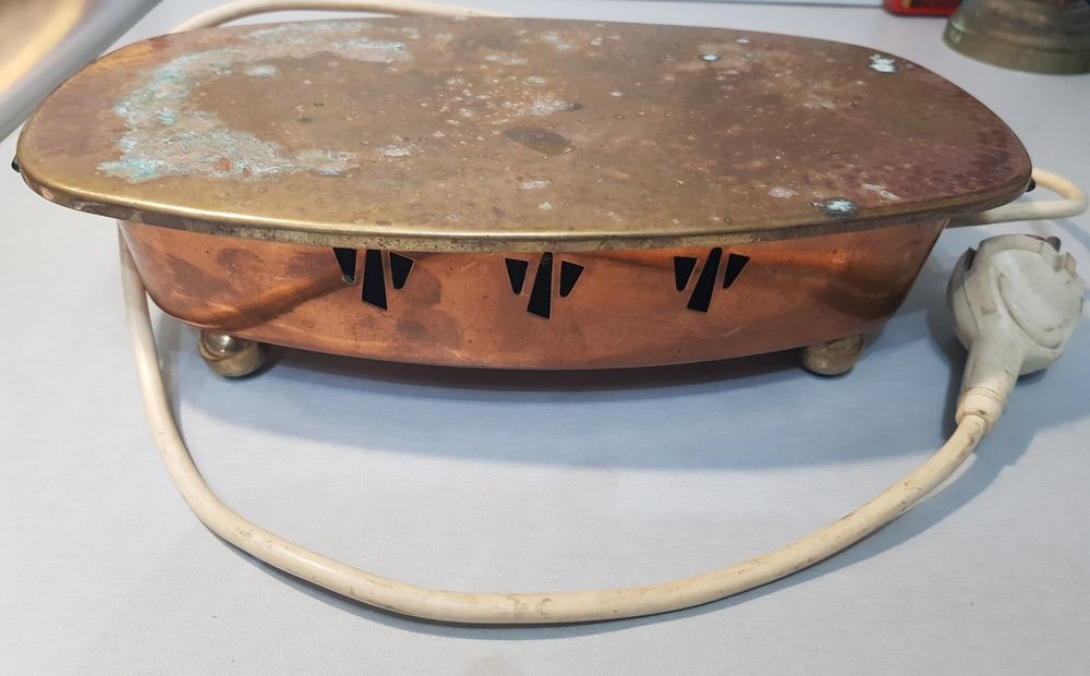 Set Canistra rezerva din cupru si Plita electrica din alamă vechi anti