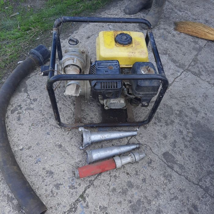 Продается мощная мотопомпа.