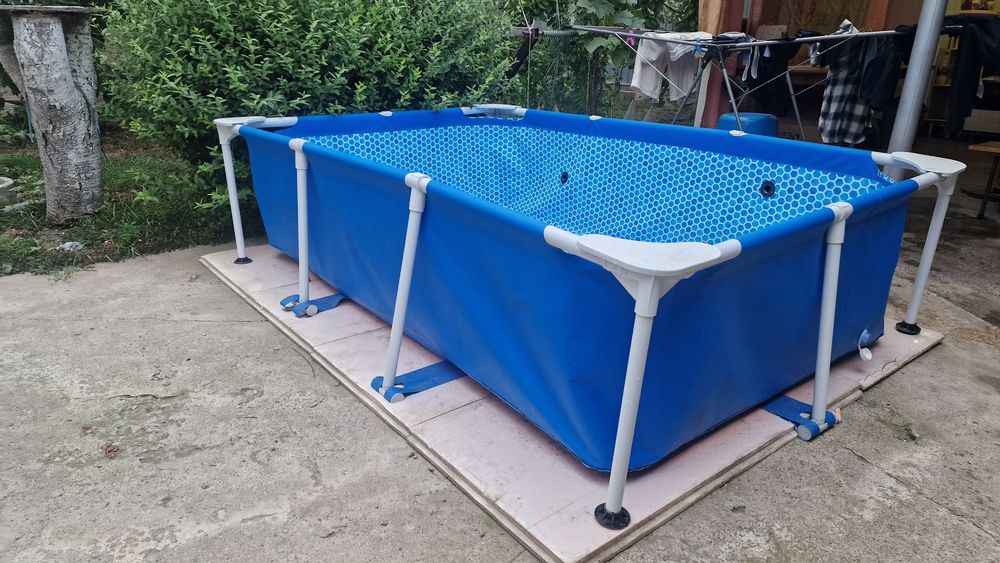 Бассейн intex 220×150×60