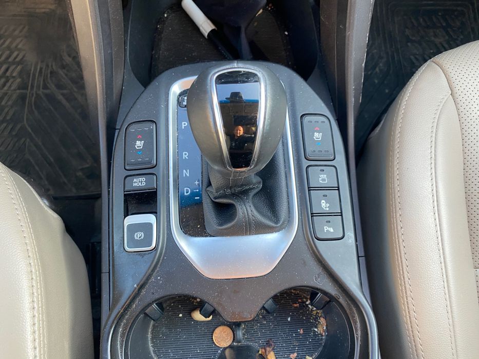 Hyundai Santa Fe 2.2 CRDI, 200 ph, automatic, engine D4HB, 2017