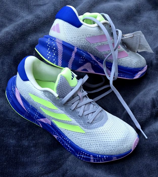 Adidas оригинални дамски сникърси нови 38 2/3