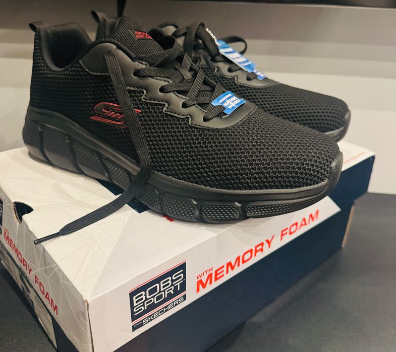 Обувки-skechers чисто нови
