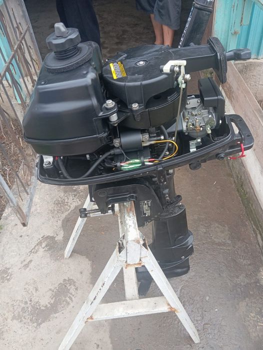 Продам лодочный мотор