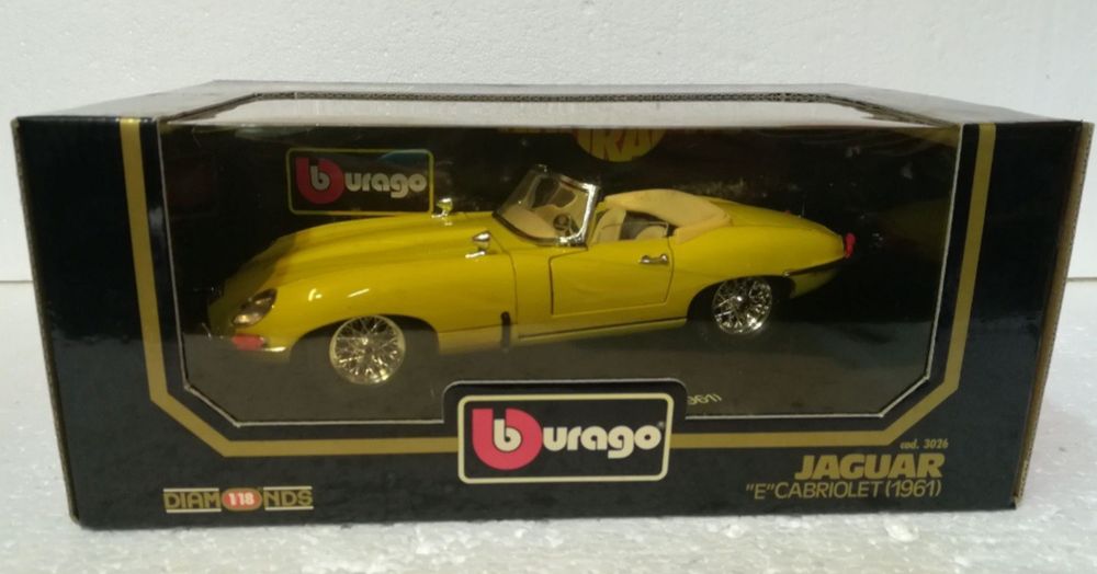 Jaguar E Cabriolet 1961
Scara 1:18
Bburago