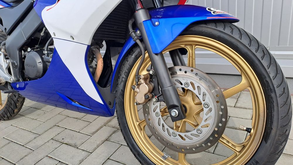 Honda CBR125R an 2009 categ A1