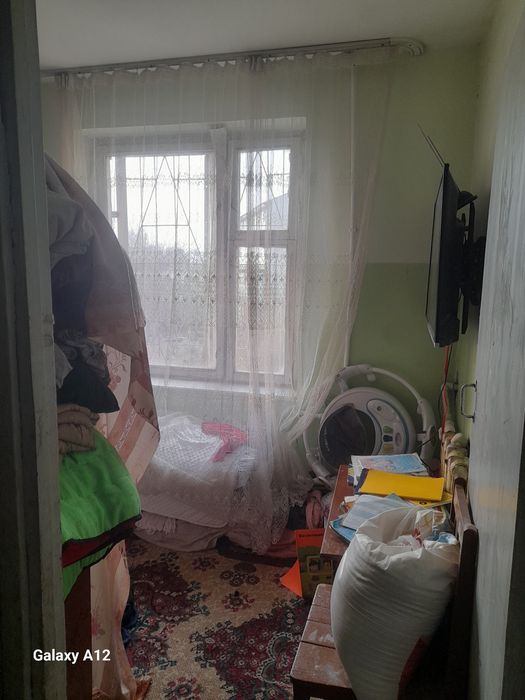 Срочна За канал продаётся квартира одна комната изделий двух комнат