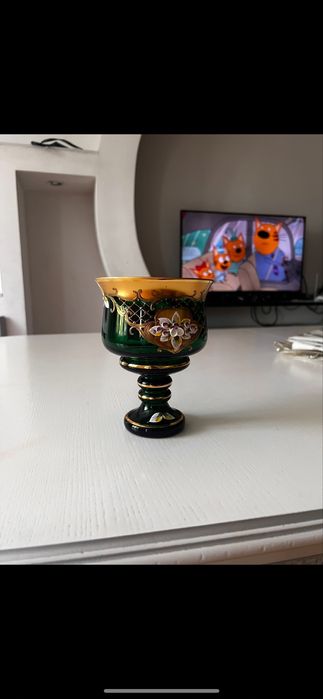 Продаю конфетница новый