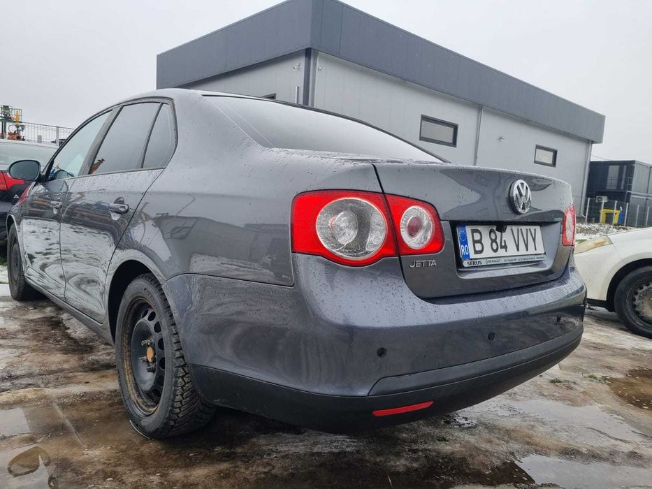 Vand Volkswagen Jetta 2008 105 cai GPL