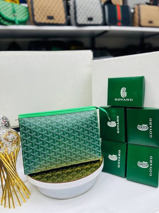 Мъжки чанти различни модели Goyard