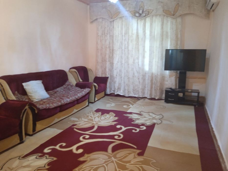 Уй сотилади Шахар марказида