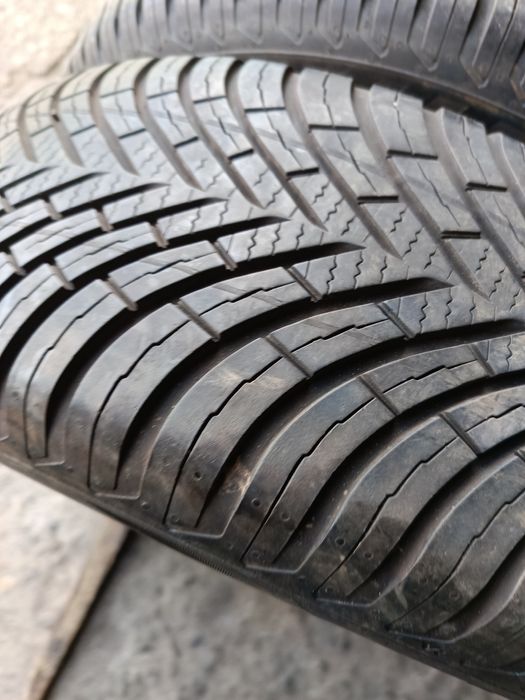 Всесезонни гуми -2021г.-15цола-205/60-1бр.-65лв."VREDESTEIN"