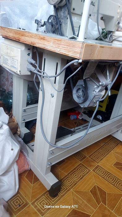 Швейная машинка Typical