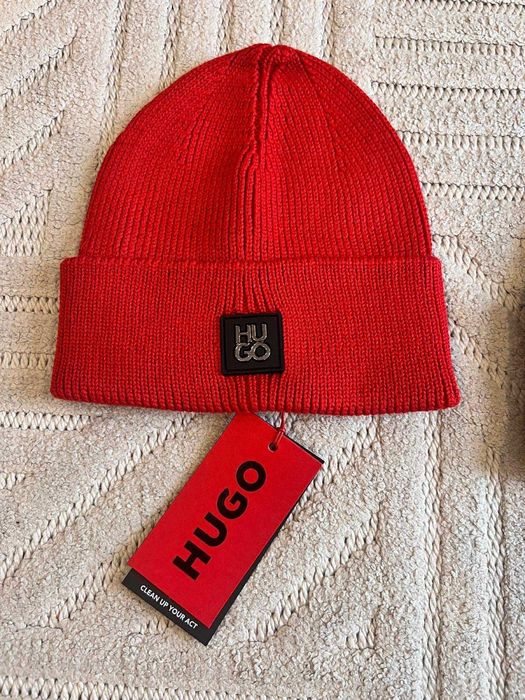 Плетени памучни шапки.