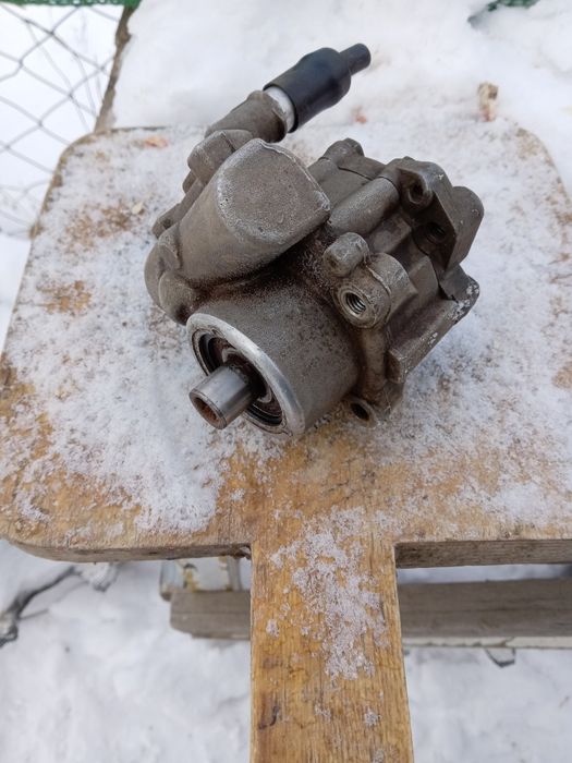 Продам ГУР насос