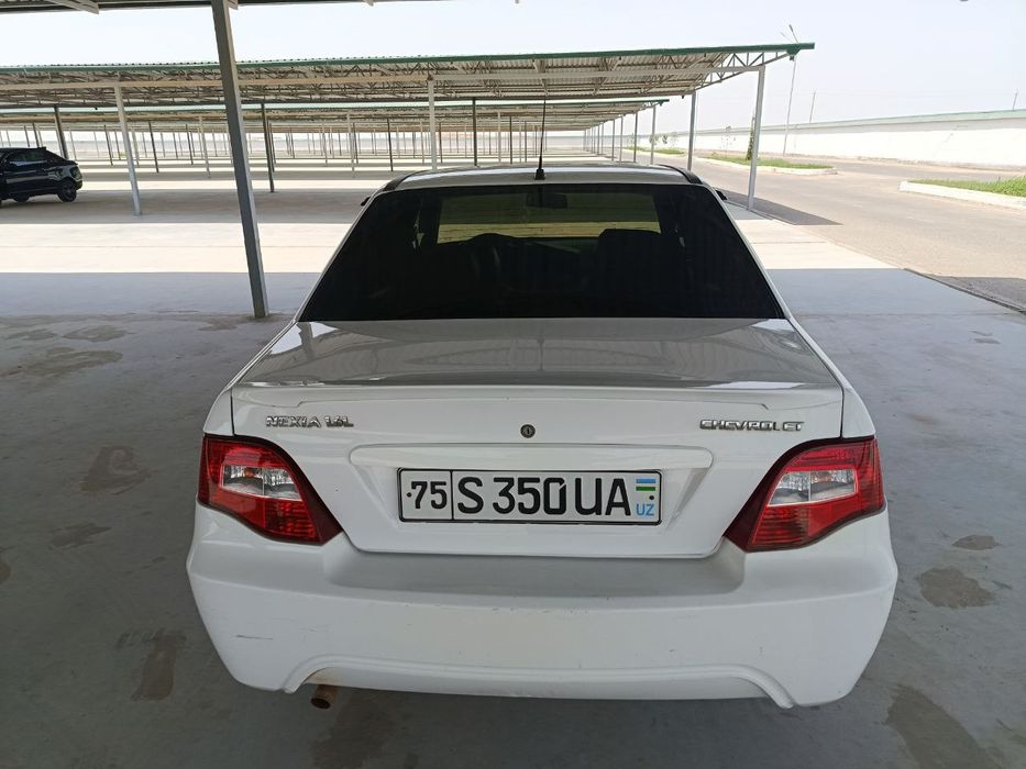 Срочно машина сотилади