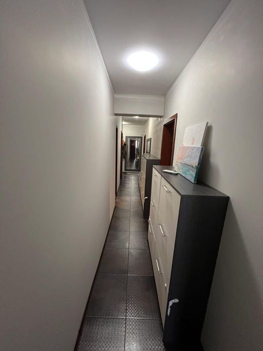 Дава се под наем Тристаен апартамент в София, Витоша - 90 кв.м за 796.62 € - Снимка #4