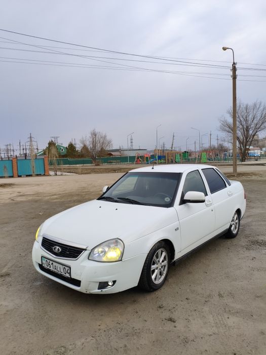 Приора 2 срочно продам