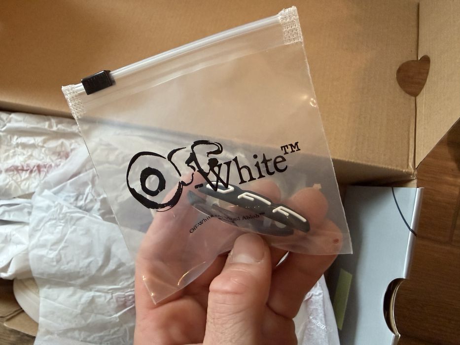 Off white обувки 43