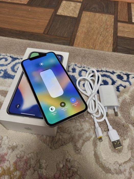 iPhone x 64 памяти ёмкость 100