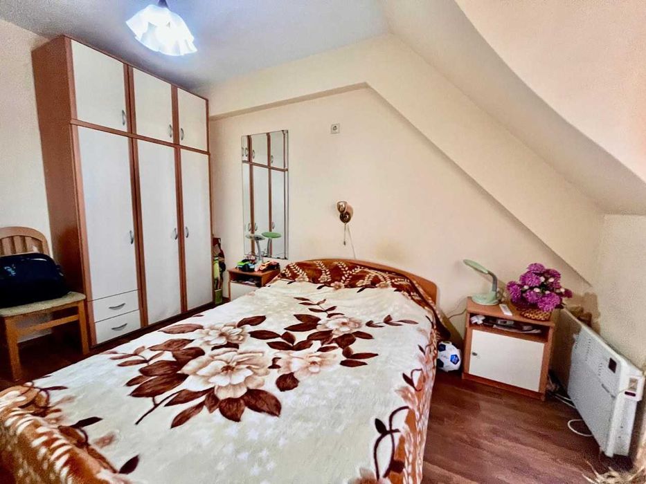 Продава се Тристаен апартамент в Бургас, Меден рудник - зона А - 90 кв.м за 584 €/кв.м - Снимка #4