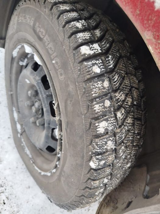 Продам шины 90000