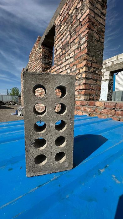 Продам кирпичи облицовка, гипперпрессовонные.