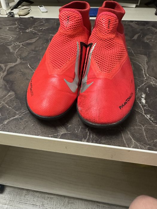 Ghete de fotbal nike
