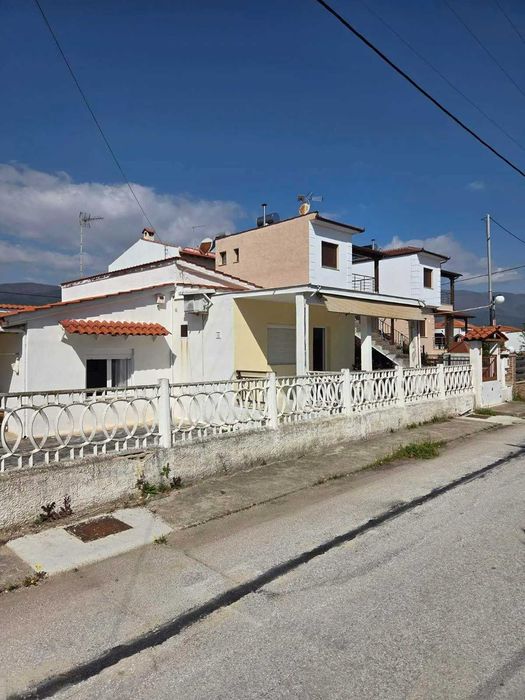 Къща на 50 метра от морето – Неа Врасна!