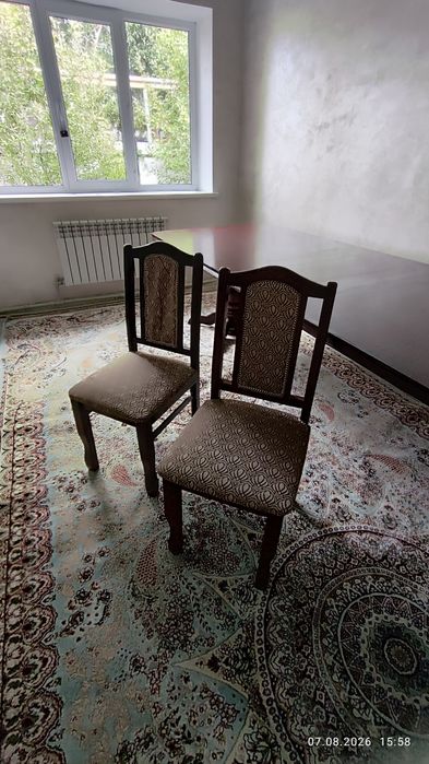 Продам стол со стульями