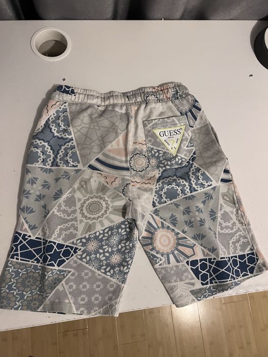 Pantaloni guess scurti