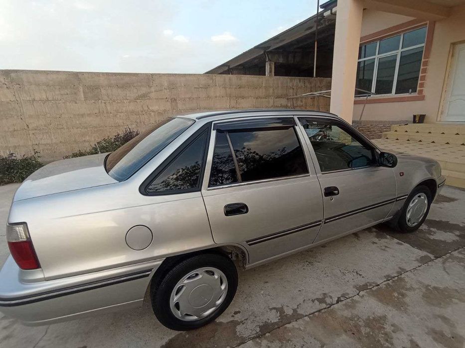 Nexia 1 conc sotiladi