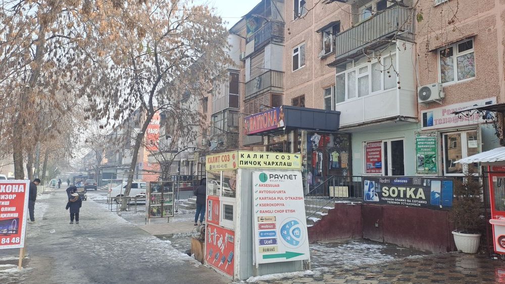 3 xonali kvartira sotiladi