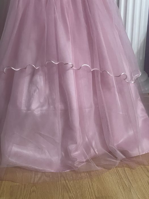 Платье на девочку