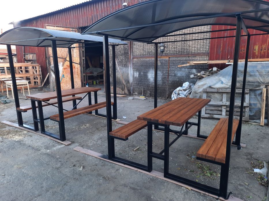 Foișor, pavilion metalic lemn masiv structură fier