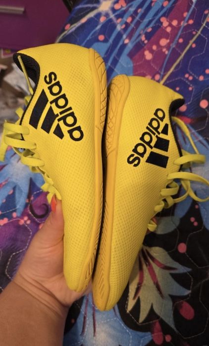 Adidași fotbal copii