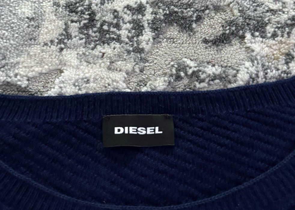 DIESEL pulover din lana pt barbati, marime XL