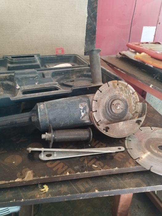 Ъглошлайф БОШ синя серия BOSCH оригинален внос от Германия