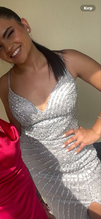 Рокля носена само за няколко часа