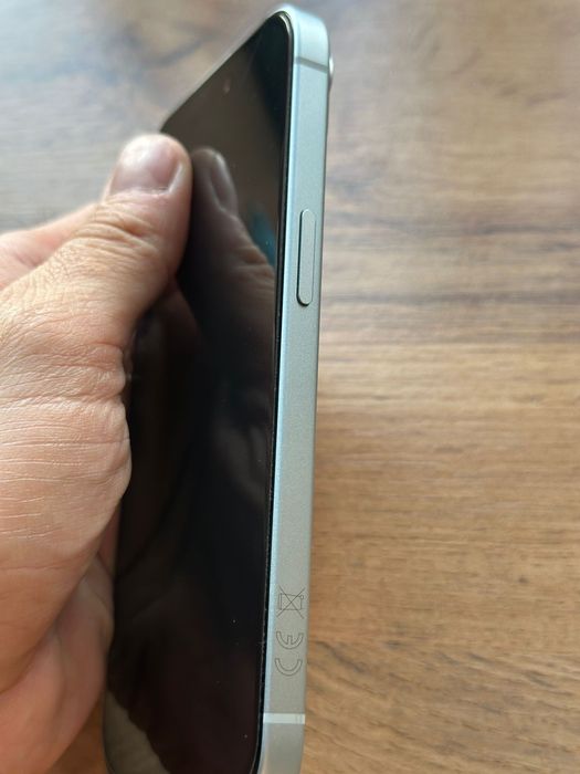 Iphone 15 с гарантией