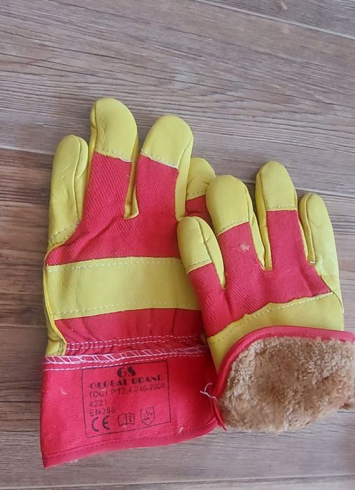 Перчатки 1000 тенге