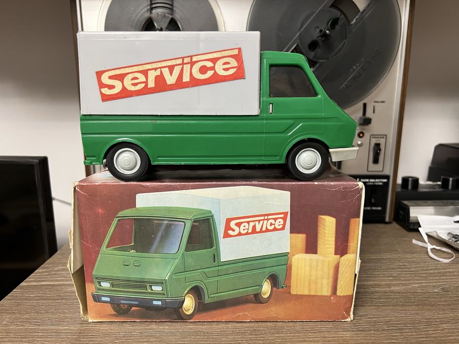 Fiat 242 Service