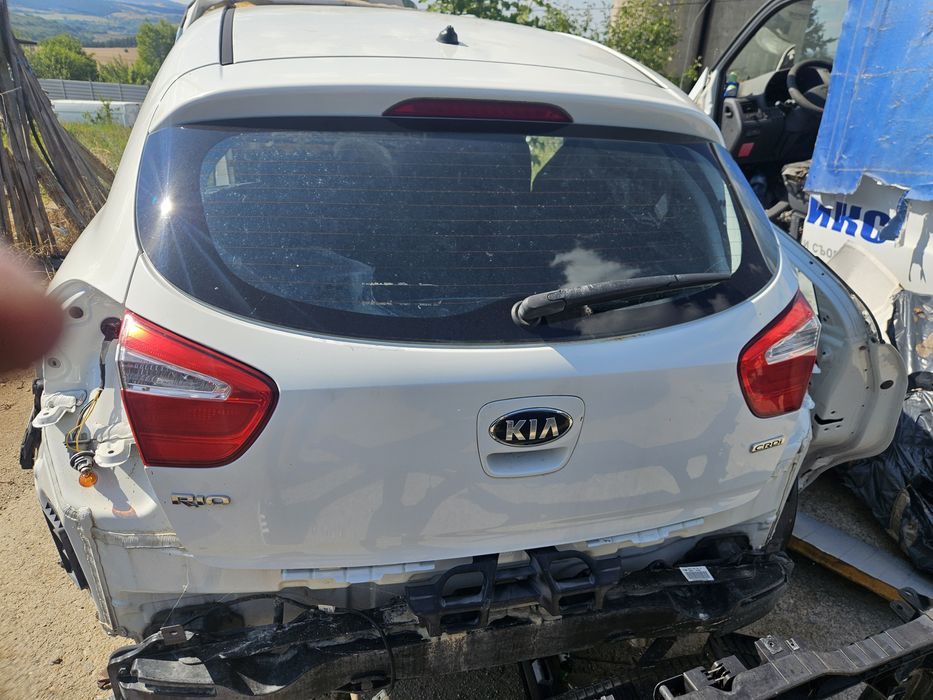 Заден капак за Kia Rio 2014god