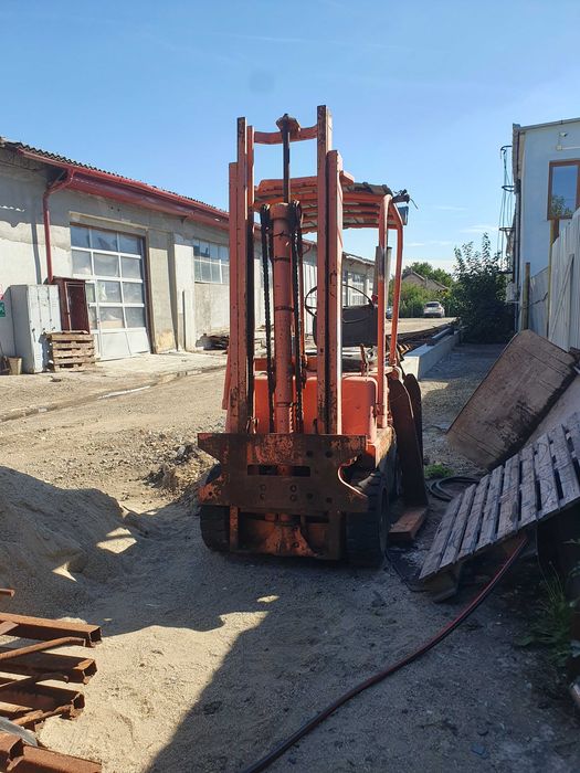 mobila termopane 100 buc  mat. de constructii