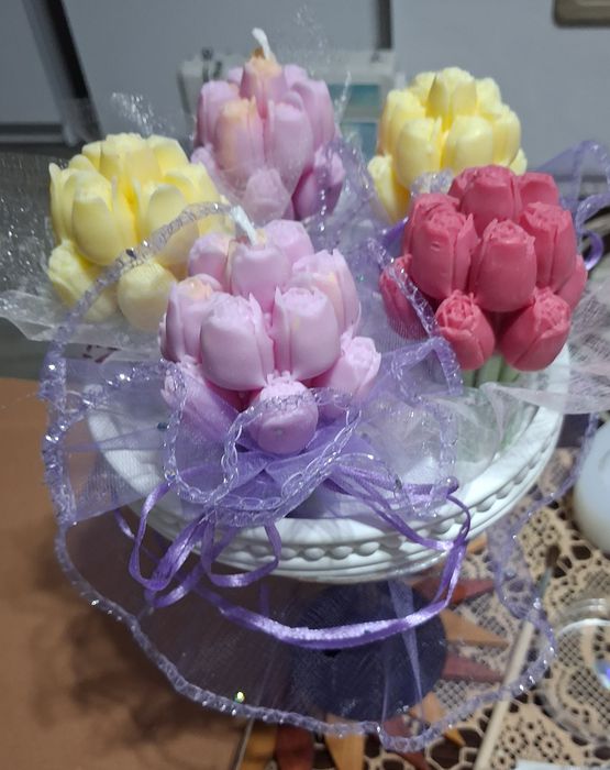 Mărțișoare din ceară de soia