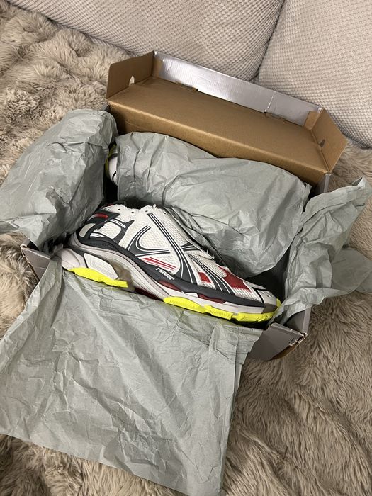 Balenciaga runner