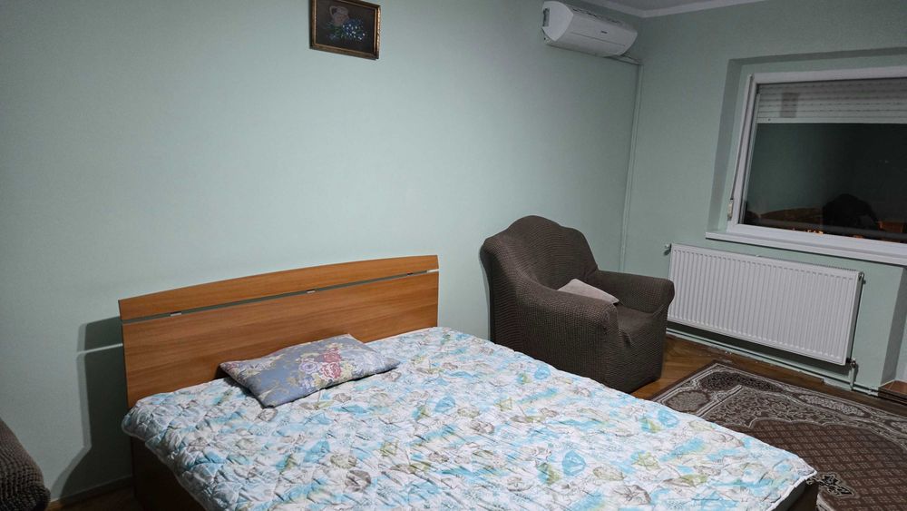 Proprietar,inchiriez apartament doua camere decomandat
