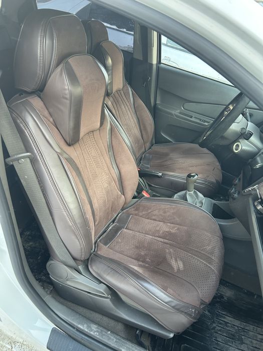 Чехол на машину универсальные