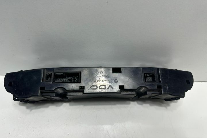 Panou comanda clima 2118300090 Mercedes-Benz E-Class W211/S211