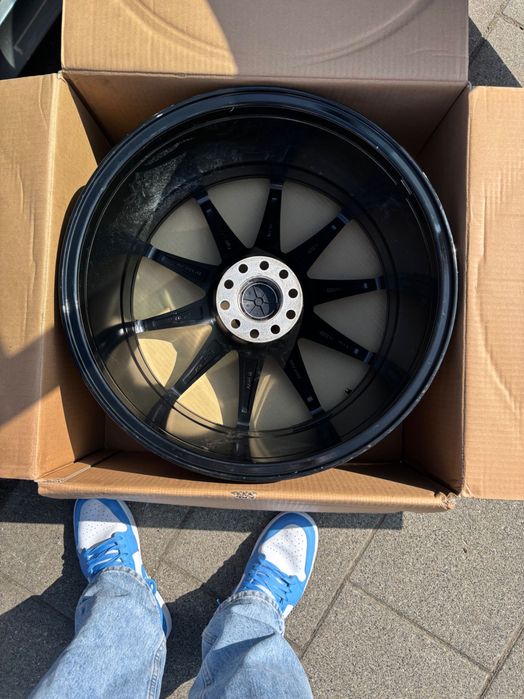 Japan Racing JR11 HyperBlack