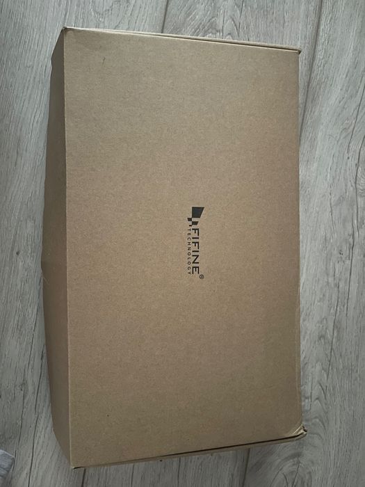 Продам микрофон Fifine T669B